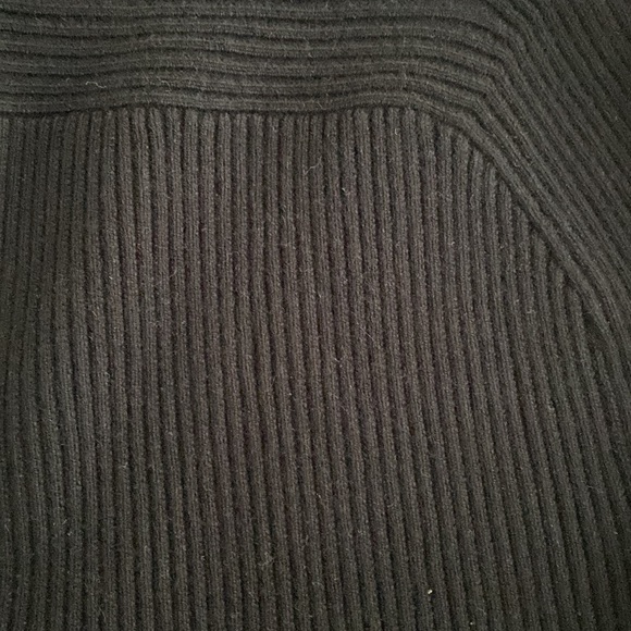 Lululemon Set’ Ribbed Knit Tank & Shorts - Picture 12 of 16